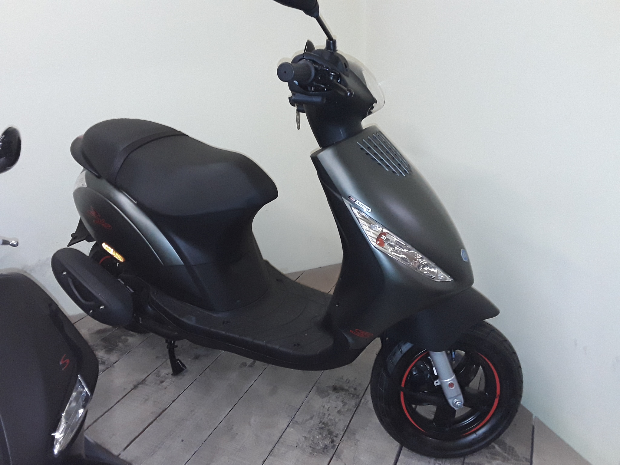 Piaggio ZIP 50 S aziendale km 0