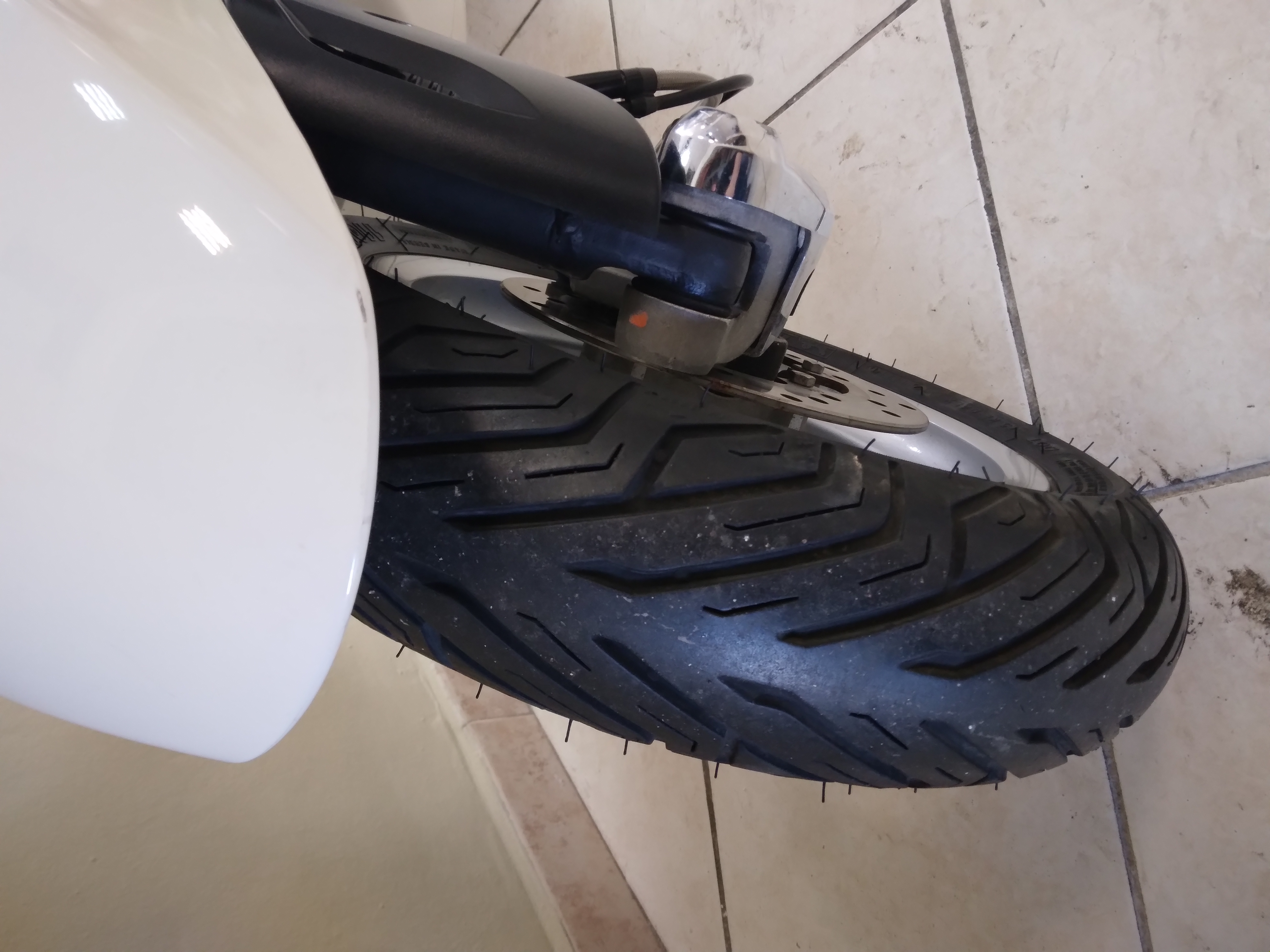 Vespa Primavera 150 3V i.e , bianca, 2015