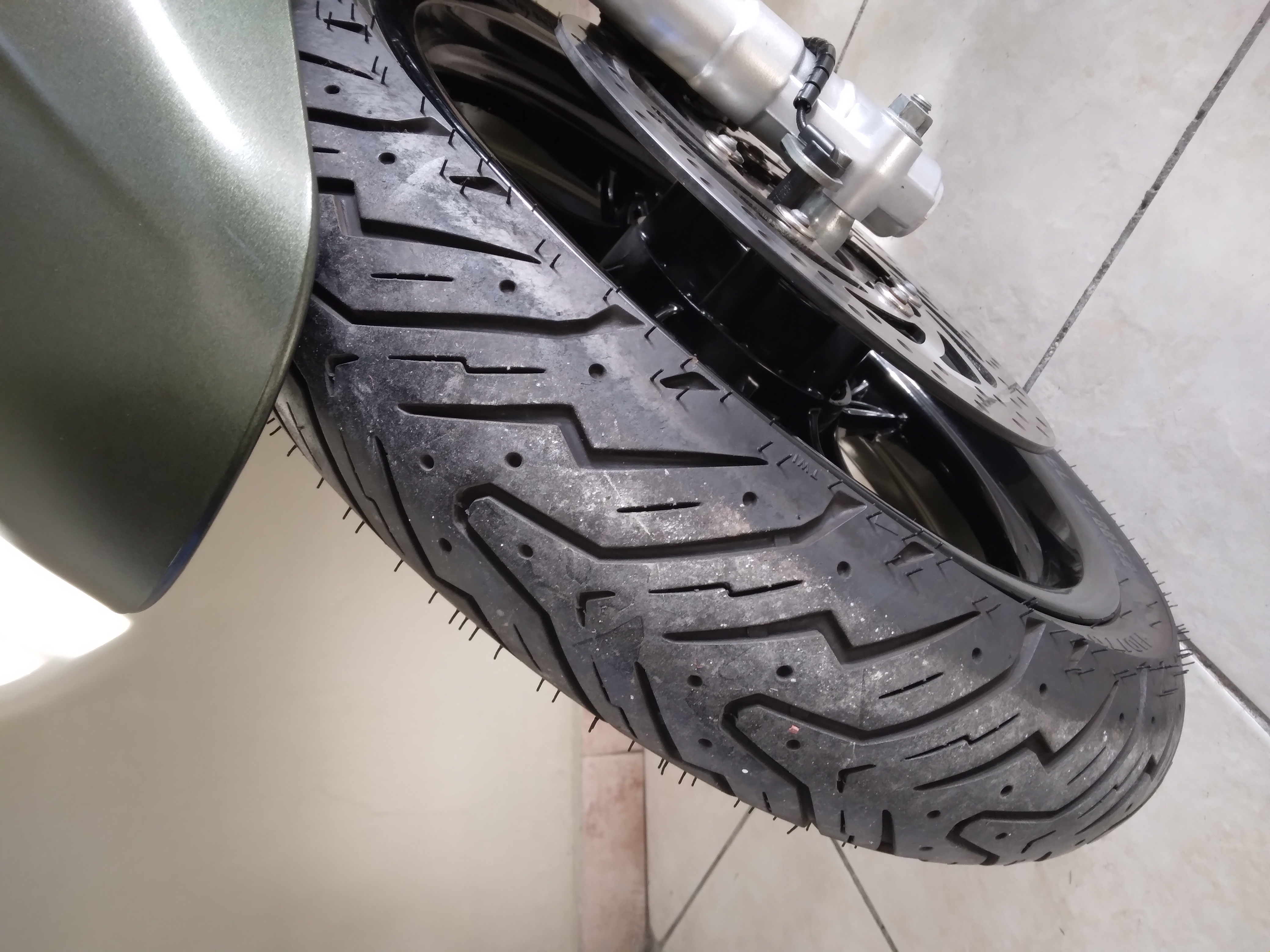 Piaggio Beverly 350 ABS, verde army, 2021