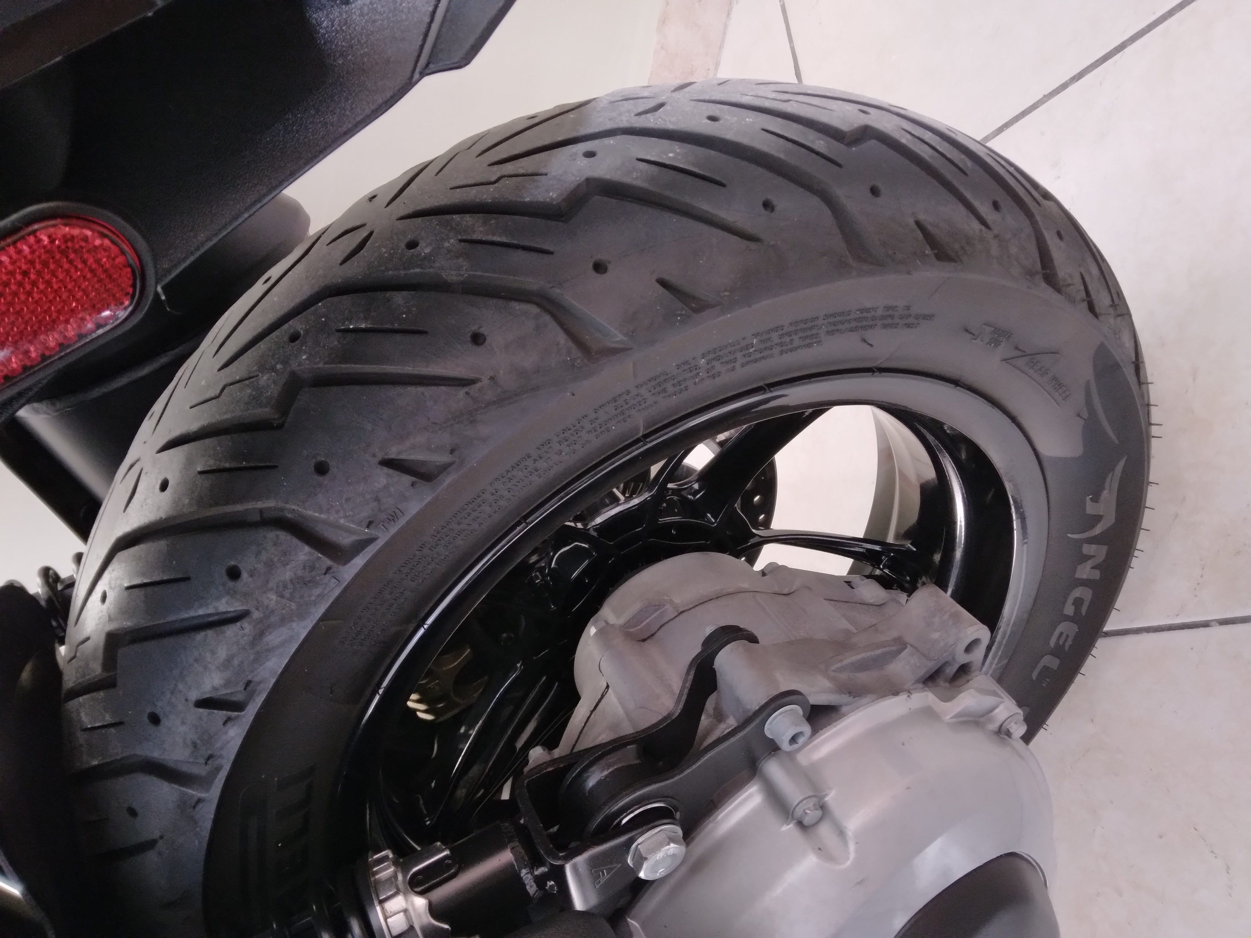 Piaggio Beverly 350 ABS, verde army, 2021