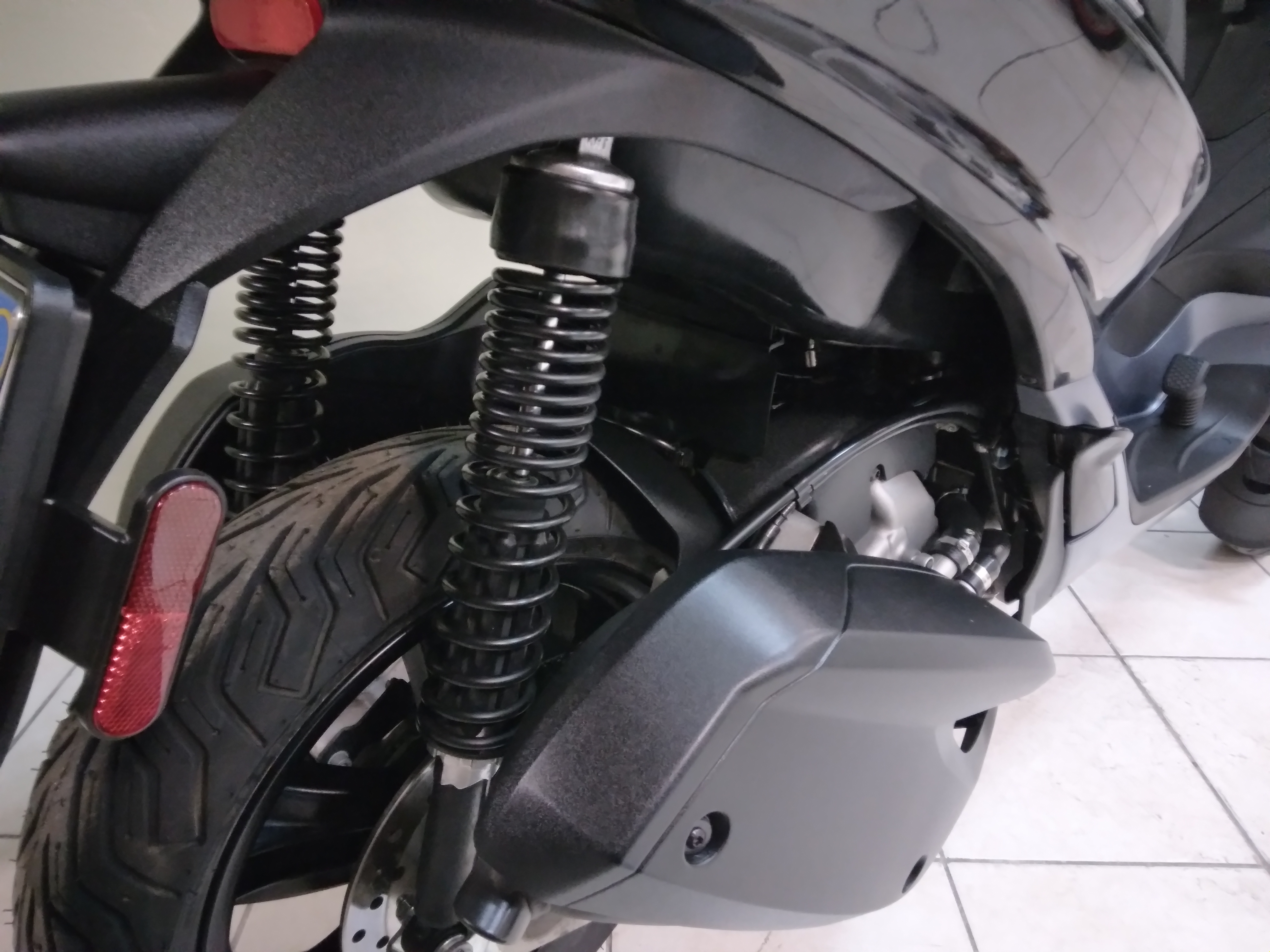 Piaggio mp3 300 hpe, 2022, nero, 10505km