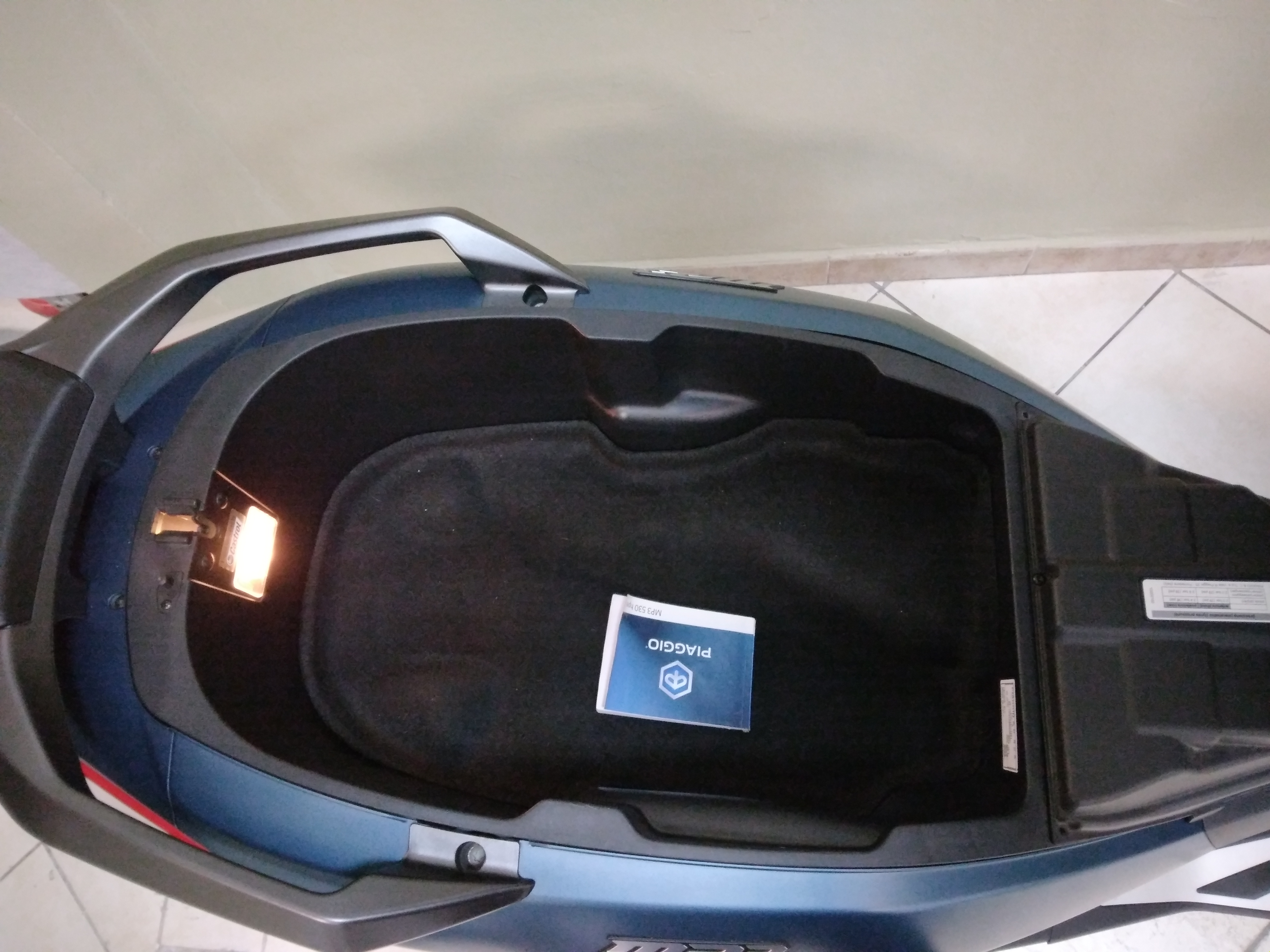 PIAGGIO MP3 530, 2023, blu, 9800km.