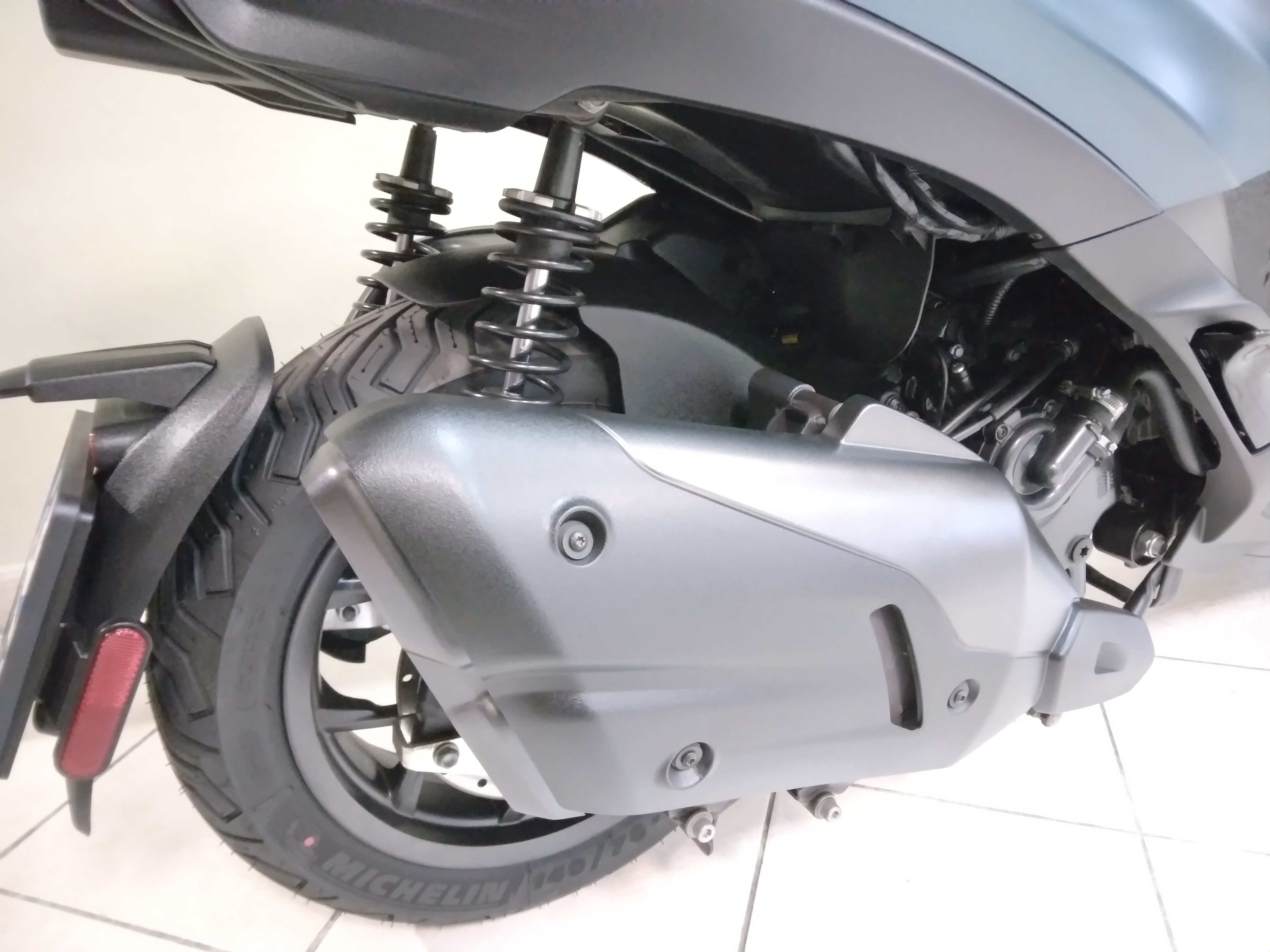 PIAGGIO MP3 530, 2023, blu, 9800km.