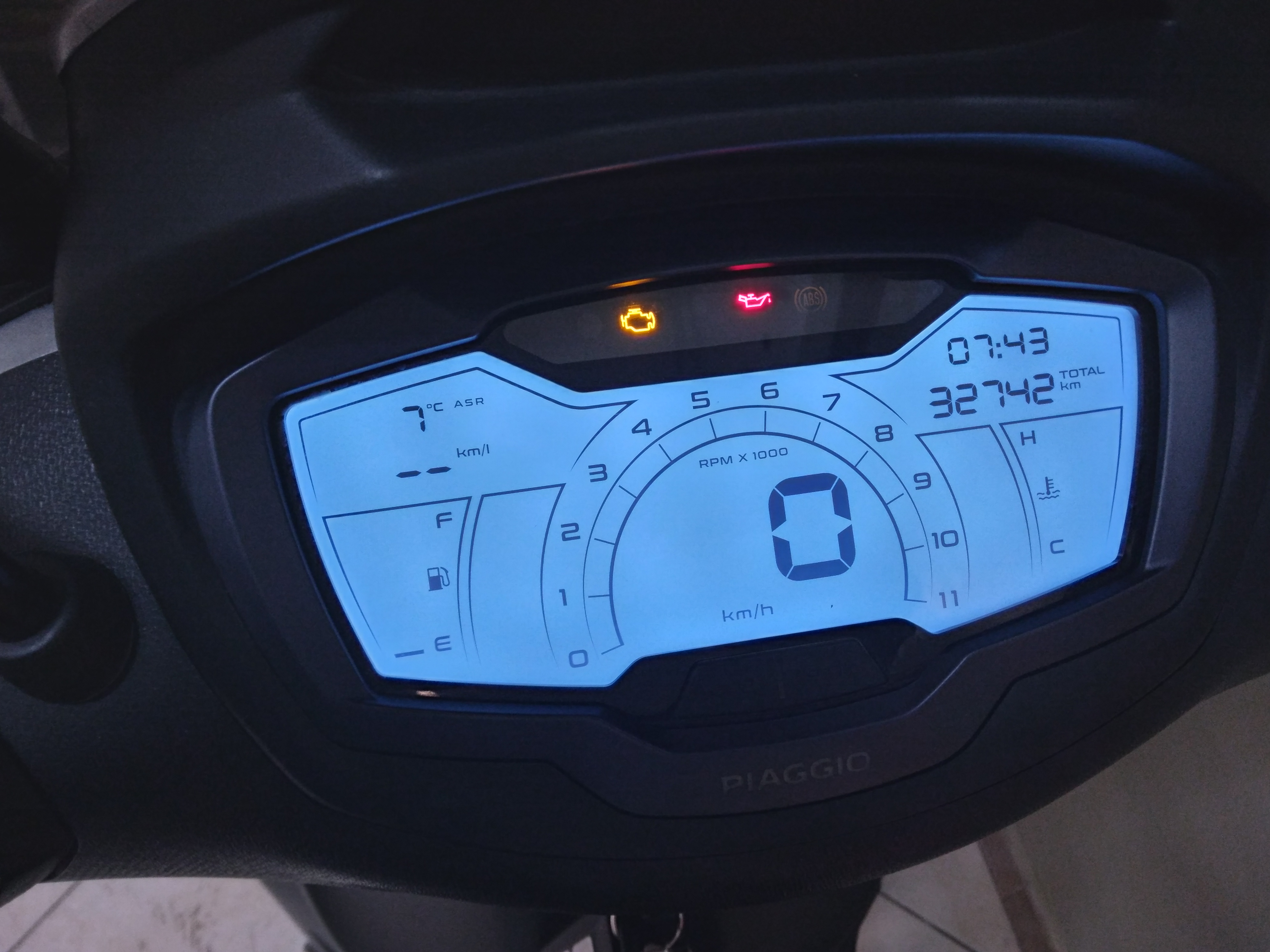 Piaggio Beverly 300 S, argento cometa, 2024