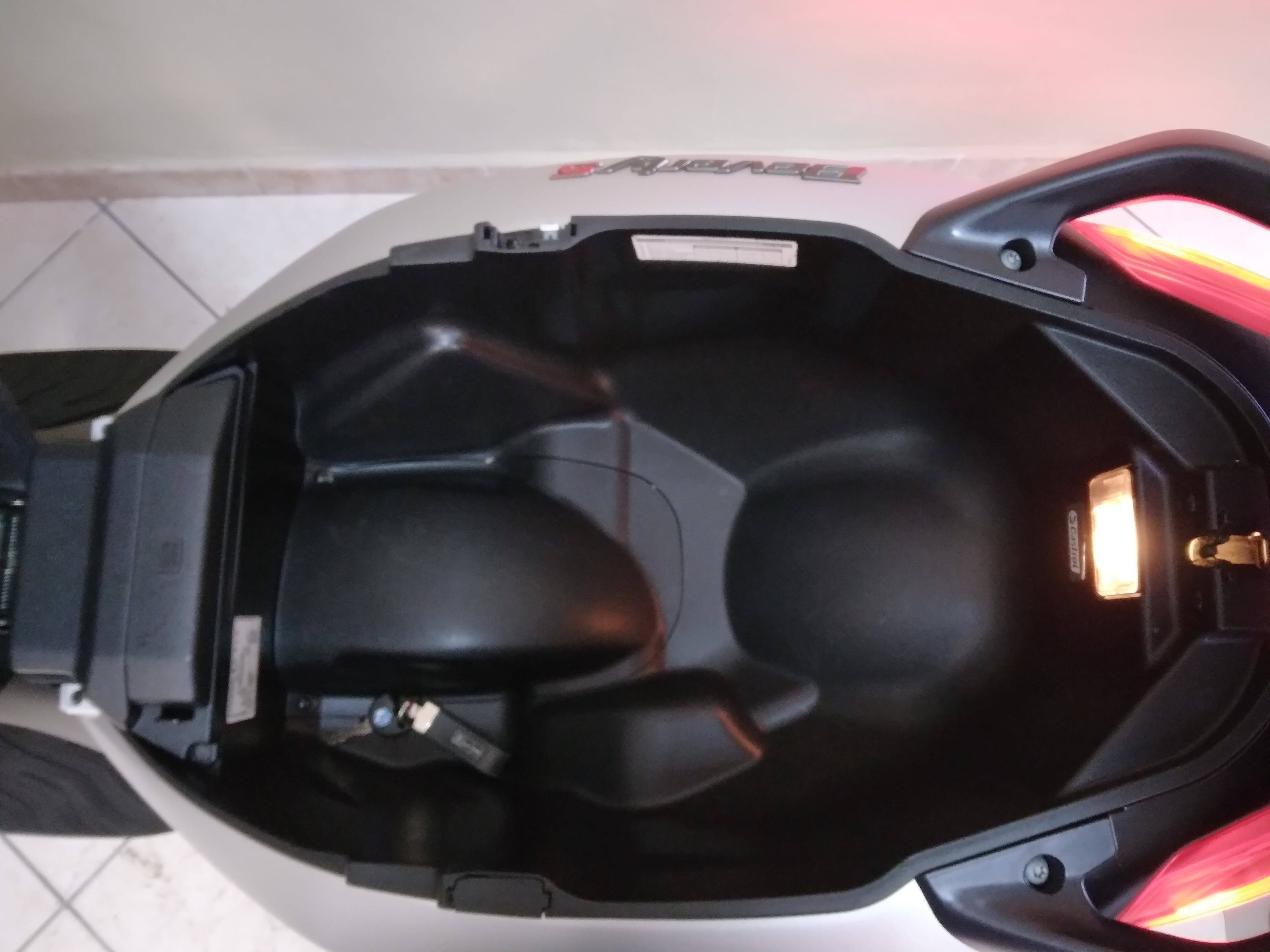 Piaggio Beverly 400 s , argento cometa, 2022