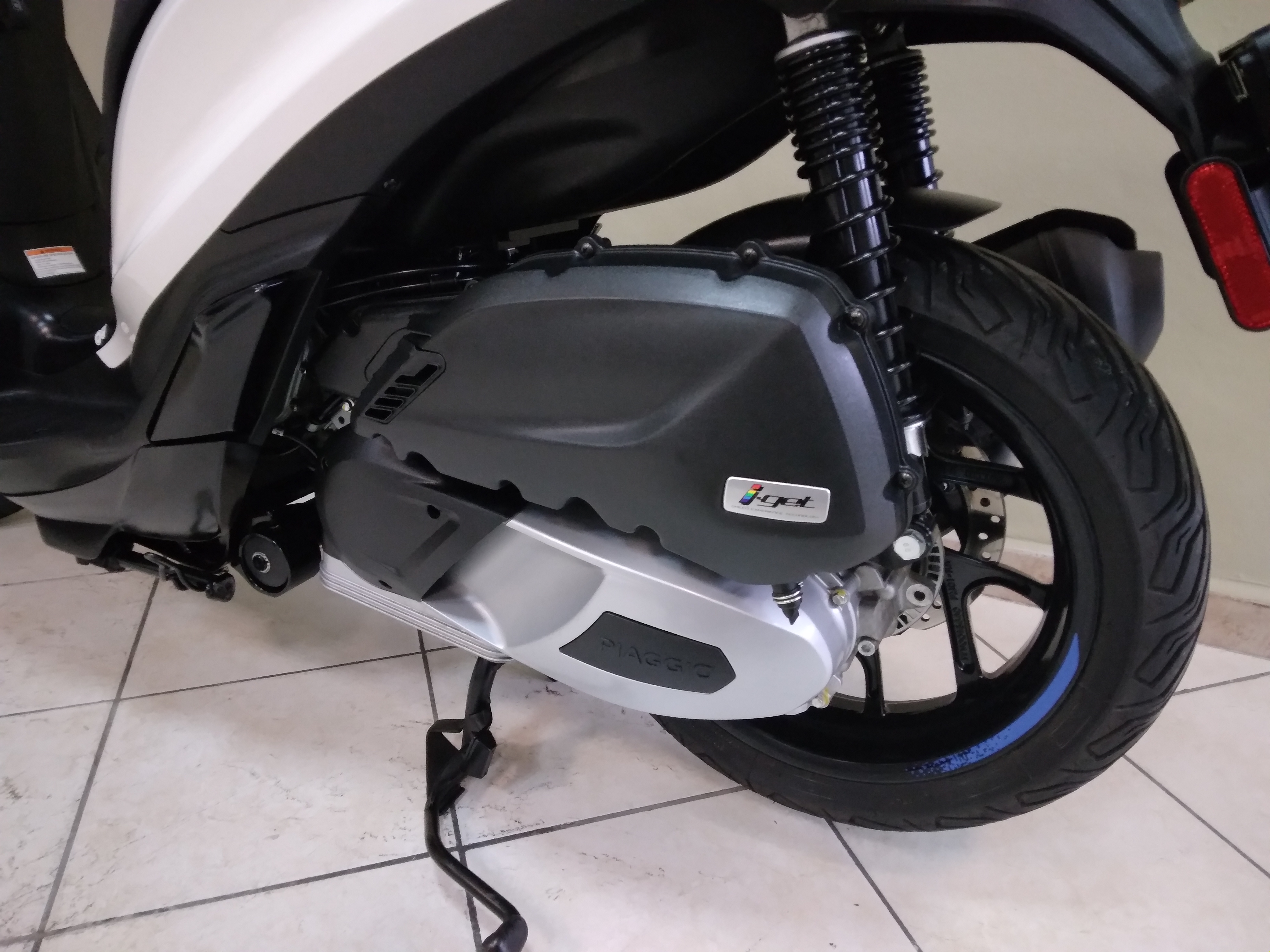 Piaggio Medley 125s, 2025, bianco luna, 664km, E5+
