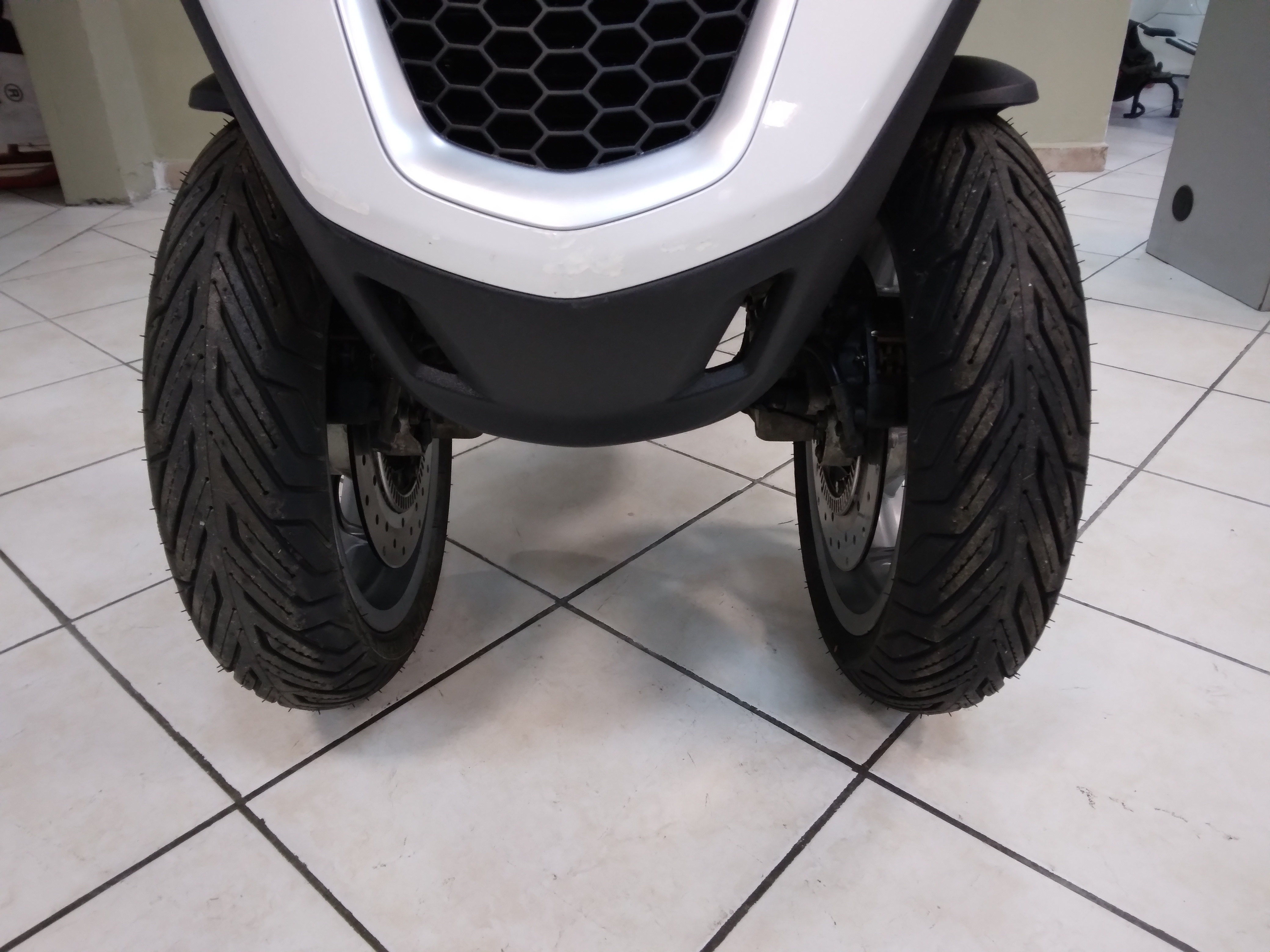 PIAGGIO MP3 300 i.e. LT ABS, 2014, 27799km