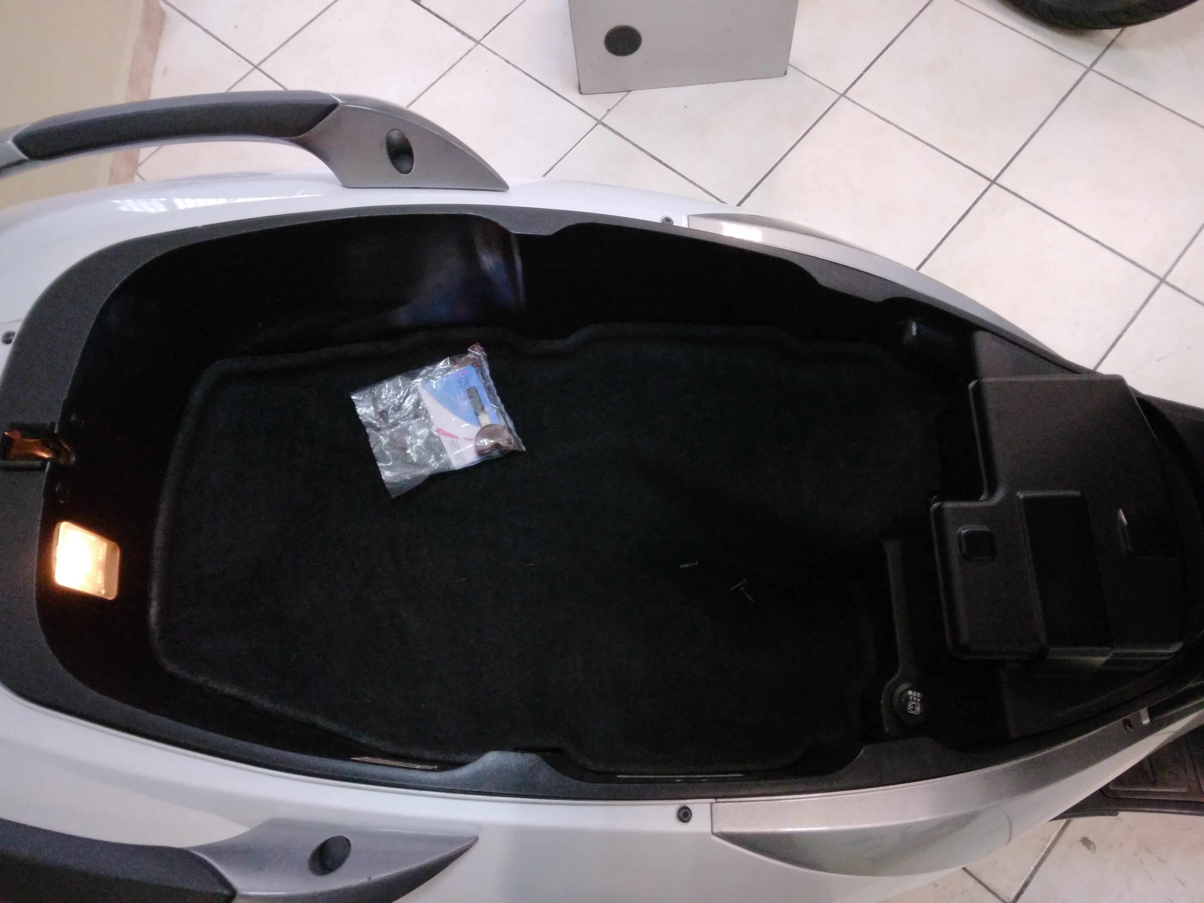 PIAGGIO MP3 300 i.e. LT ABS, 2014, 27799km