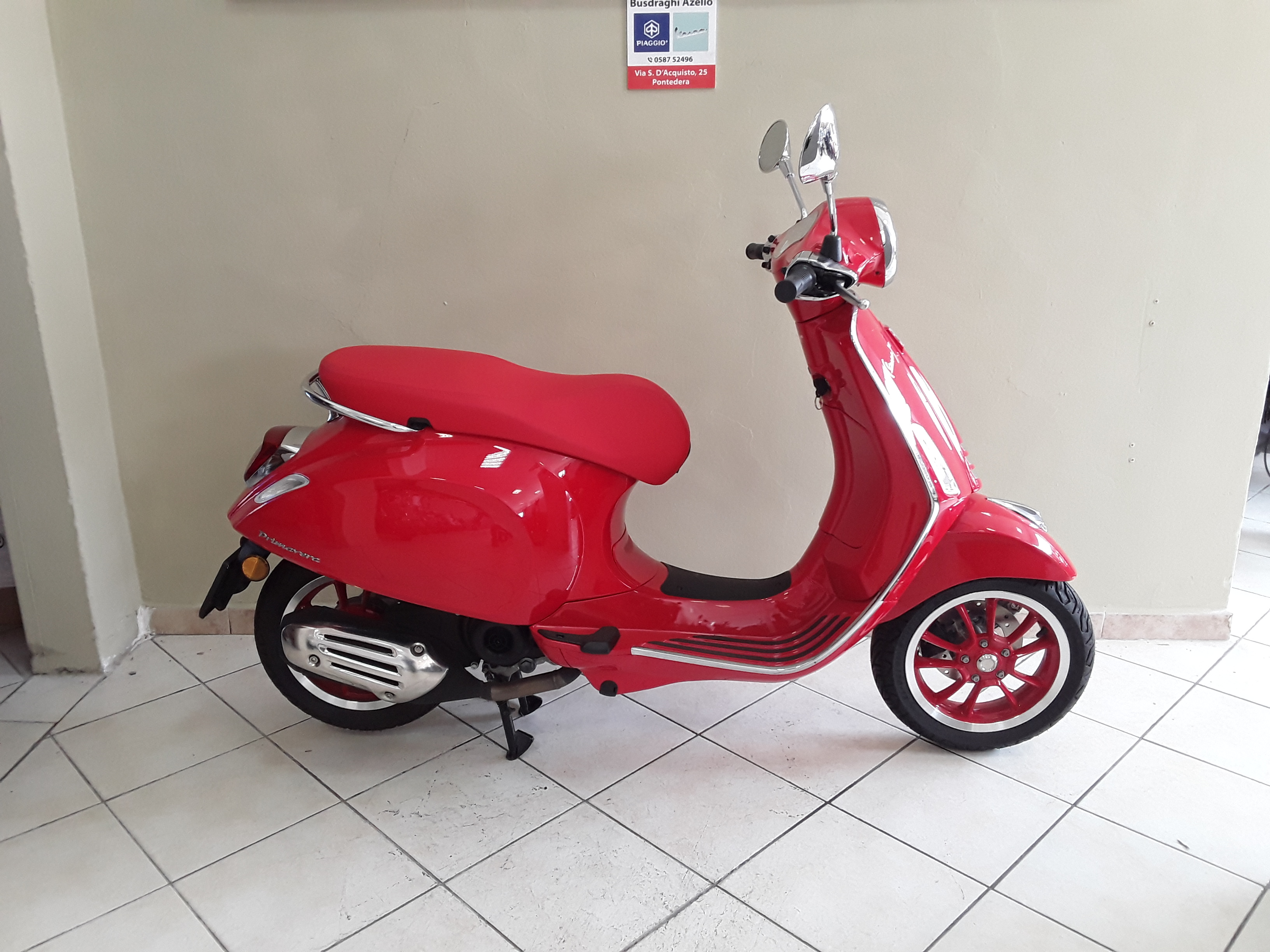 Vespa Primavera 50 ie Red 2024