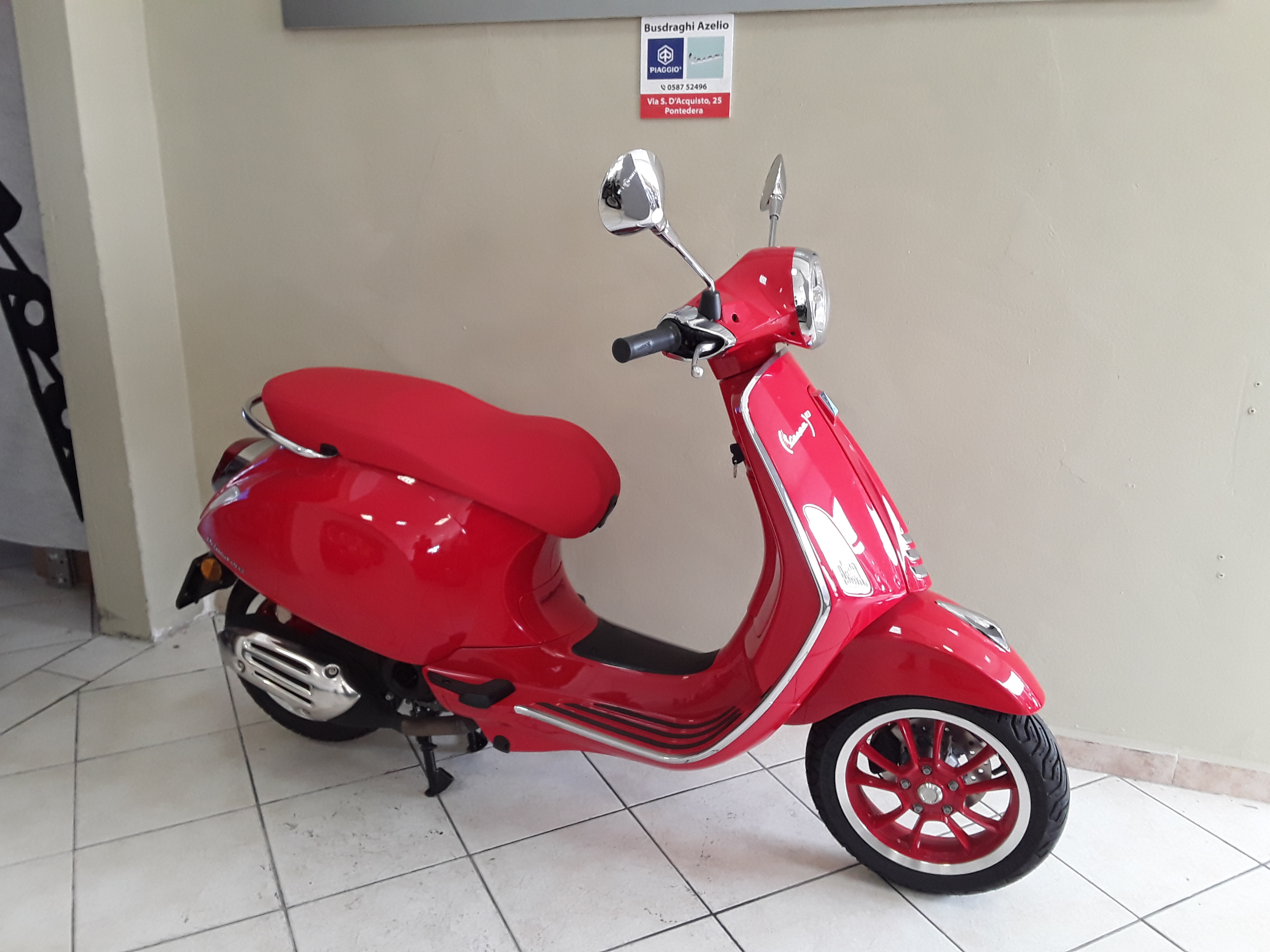 Vespa Primavera 50 ie Red 2024